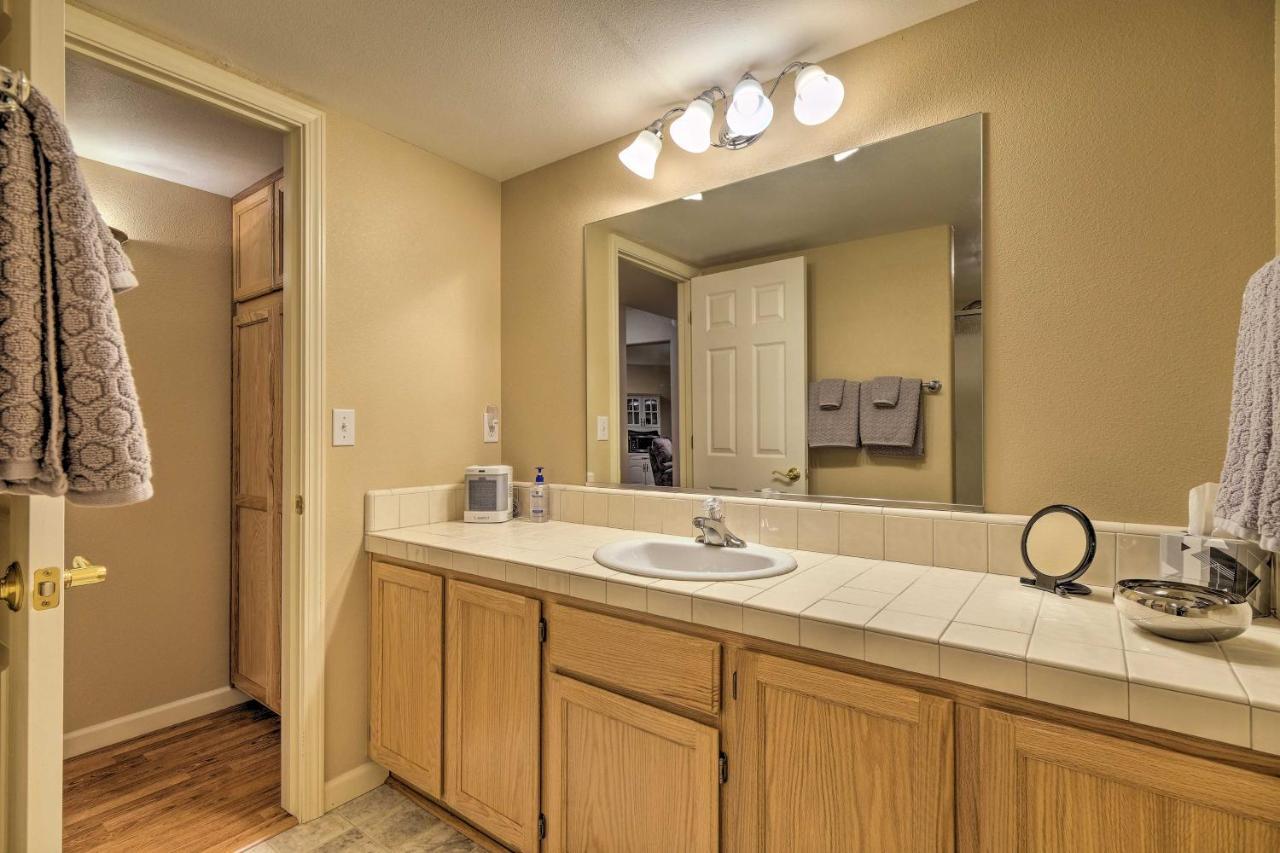 גרובלנד Convenient Apt With Fire Pit About Half-Mi To Lake! מראה חיצוני תמונה